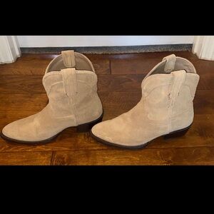 Tecovas Beige Suede Short Cowboy Boots